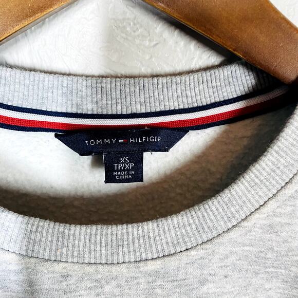 Tommy Hilfiger Felt Logo Jumper Pullover Sweatshirt Long Sleeve Casual - XS - Picture 3 of 4